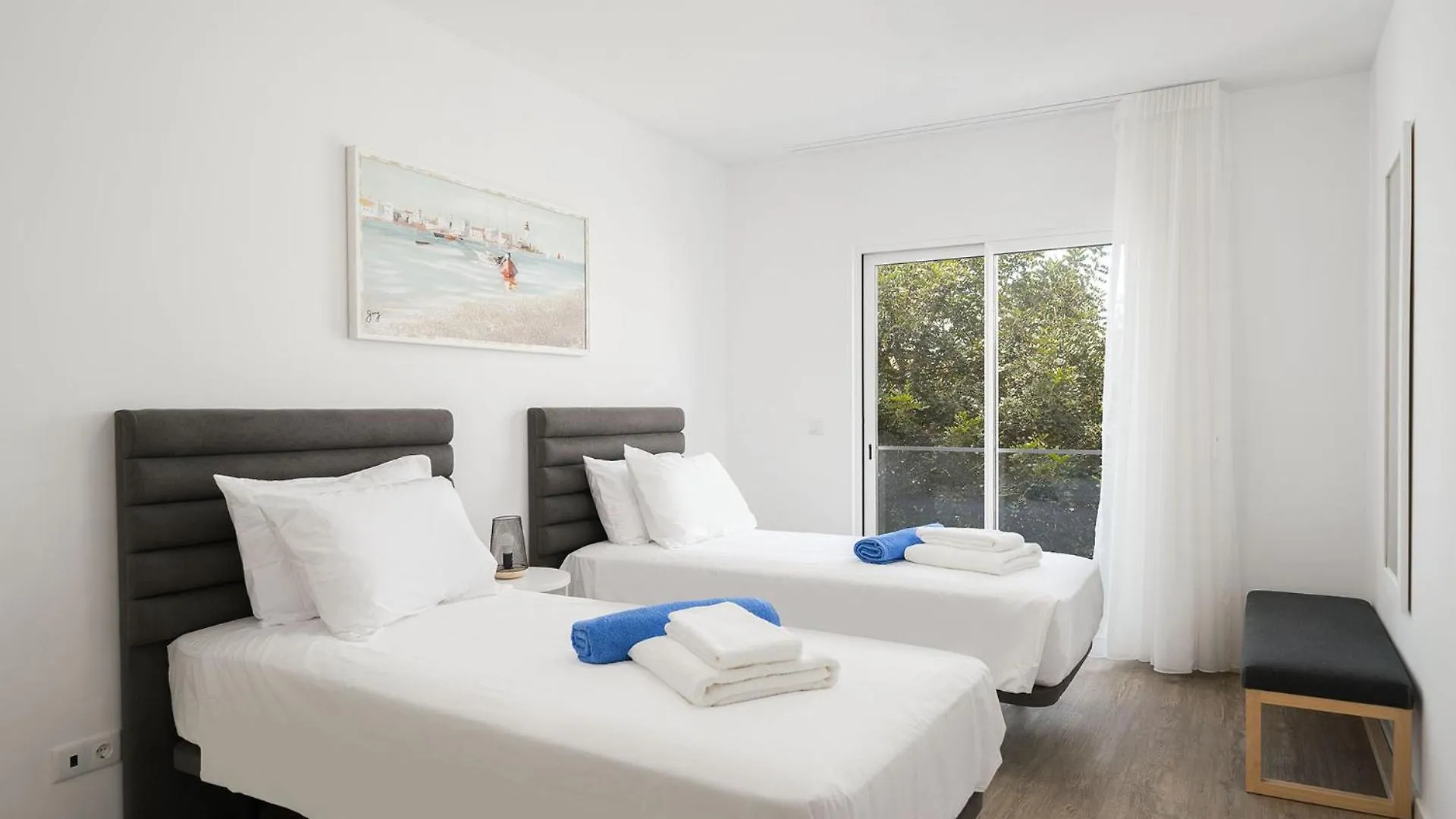 Lagos Modern 1 With Pool By Homing Apartment Portugal